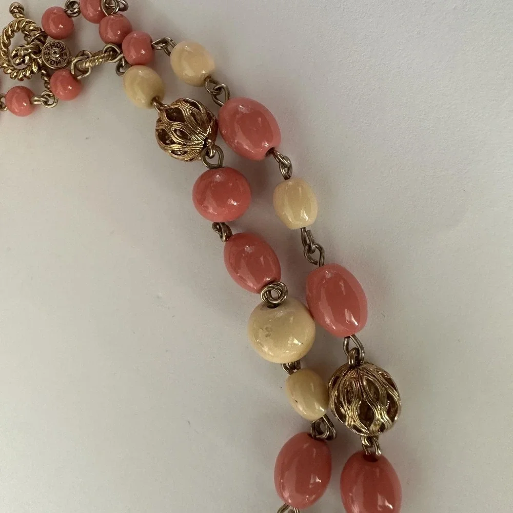 VTG‎ 70's Monet Pink Peach Beaded Strand Necklace Gold Tone 19/38